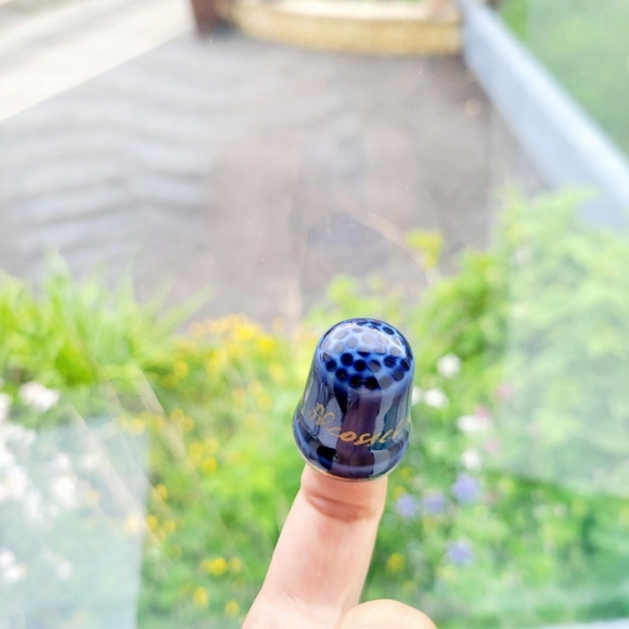 Vintage Alcossebre Navy Blue & Gold Map Thimble - Picture 6 of 8